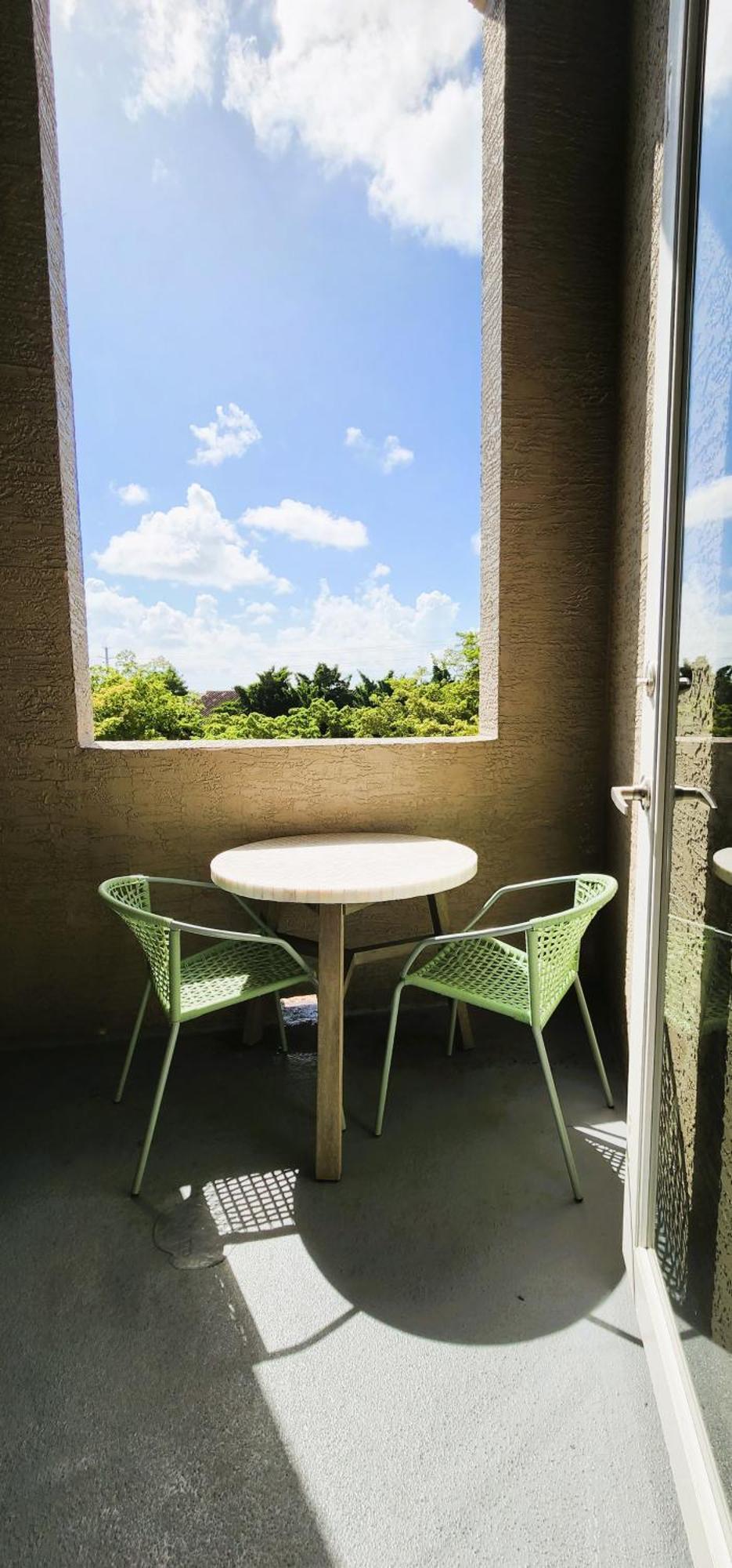 Dharma Home Suites South Miami At Red Road Commons Zewnętrze zdjęcie