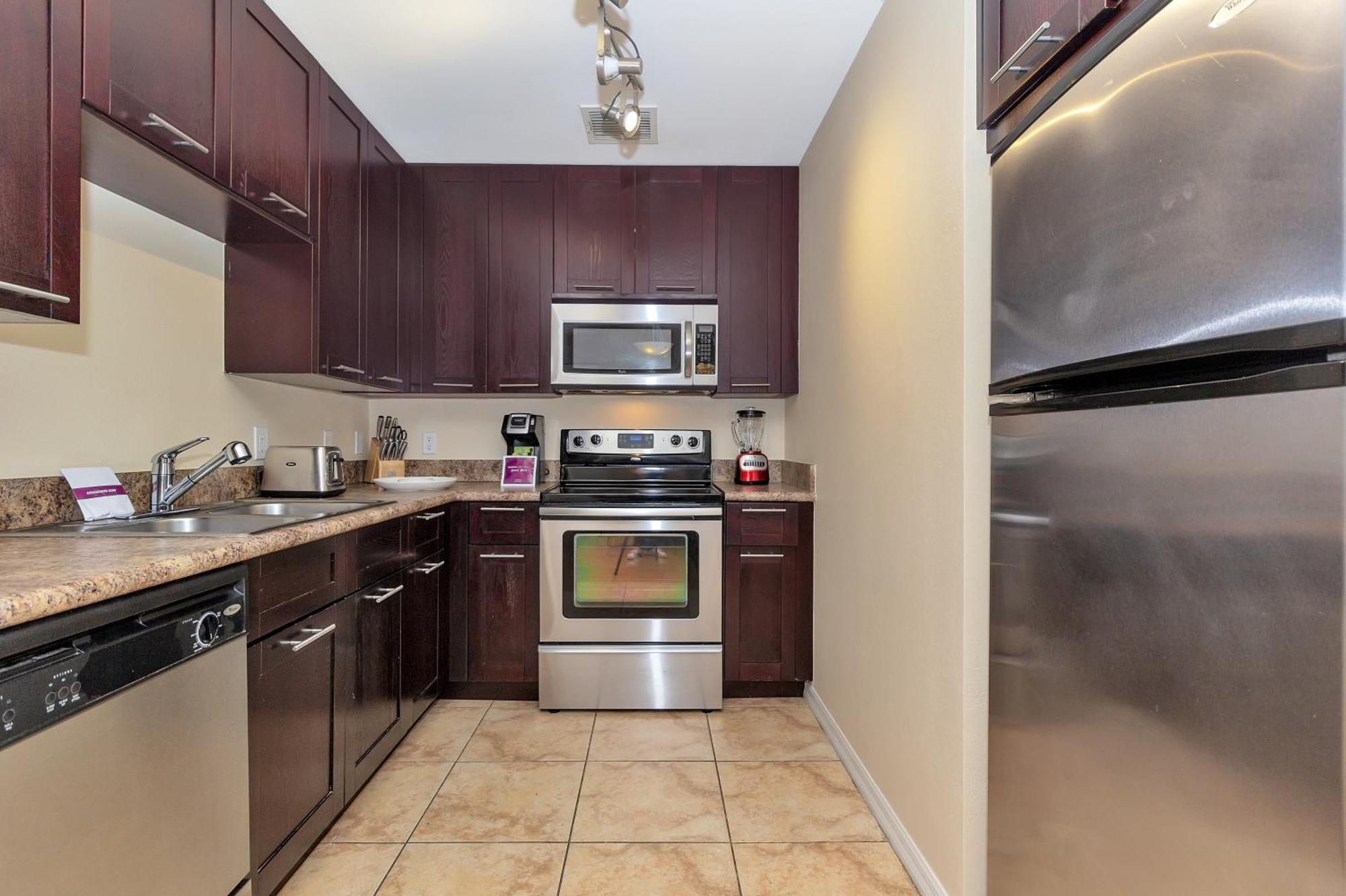 Dharma Home Suites South Miami At Red Road Commons Zewnętrze zdjęcie