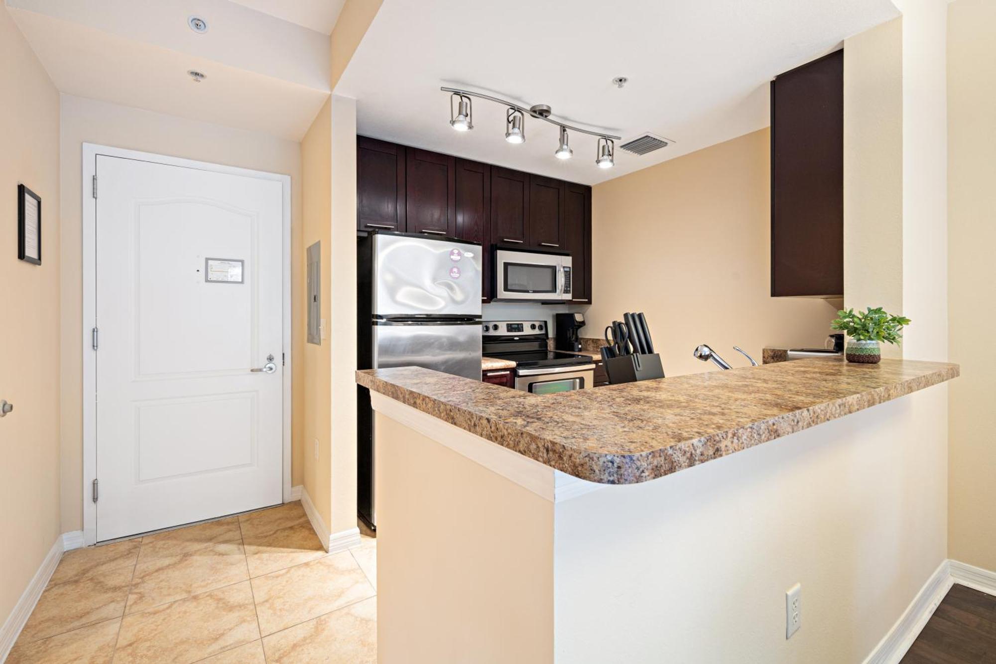 Dharma Home Suites South Miami At Red Road Commons Zewnętrze zdjęcie