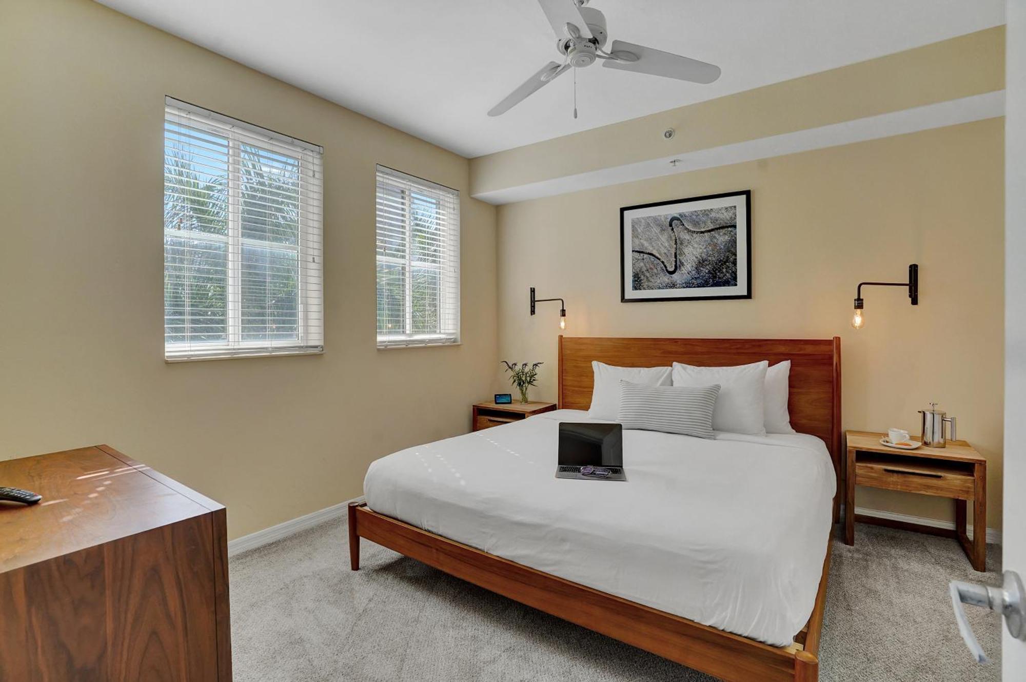 Dharma Home Suites South Miami At Red Road Commons Zewnętrze zdjęcie